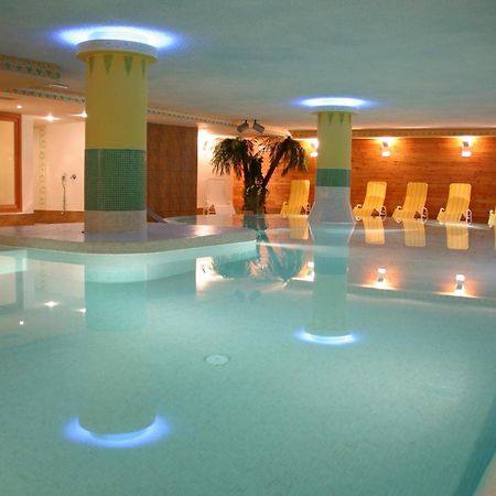 Residence Kristall- Fiemme Holidays プレダッツォ エクステリア 写真