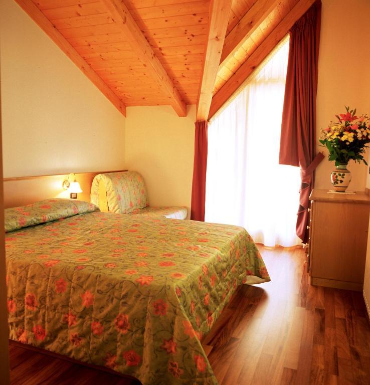 Residence Kristall- Fiemme Holidays プレダッツォ 部屋 写真