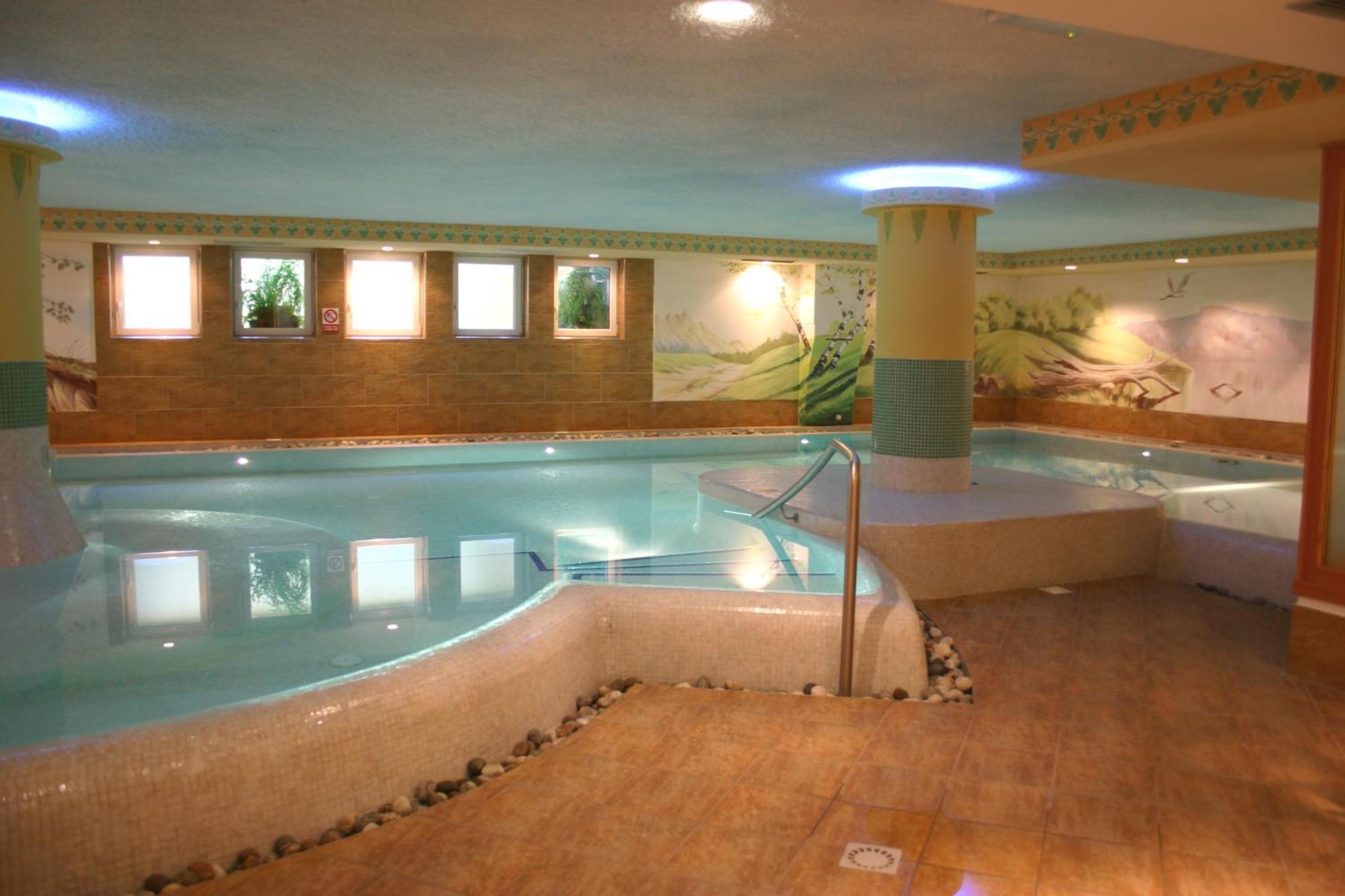 Residence Kristall- Fiemme Holidays プレダッツォ エクステリア 写真